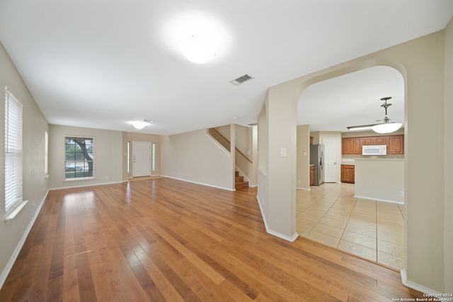 8926 VALHALLA, Selma, TX 78154