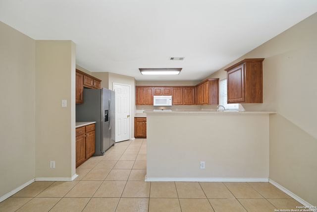 8926 VALHALLA, Selma, TX 78154