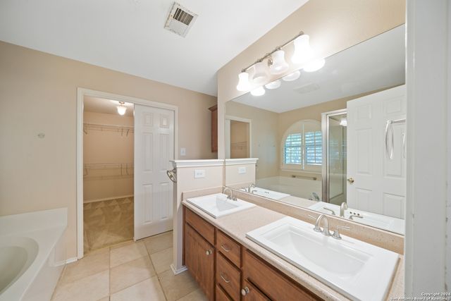 8926 VALHALLA, Selma, TX 78154