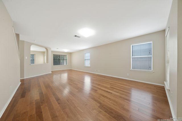 8926 VALHALLA, Selma, TX 78154