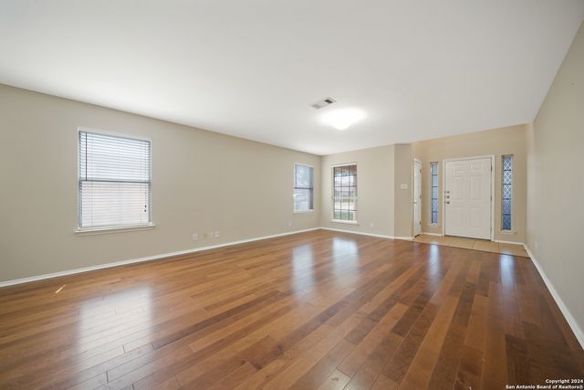8926 VALHALLA, Selma, TX 78154