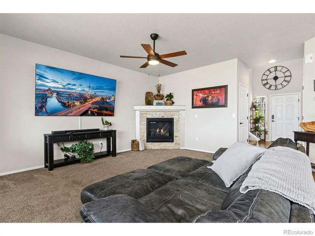 912 Barn Yard Drive, Windsor, CO 80550