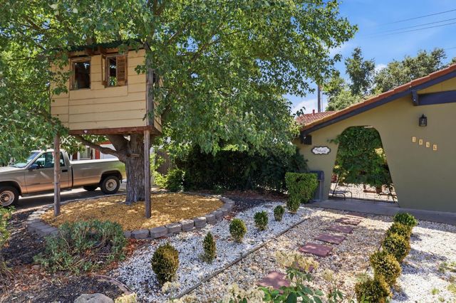3846 Breuner Ave, Sacramento, CA 95819