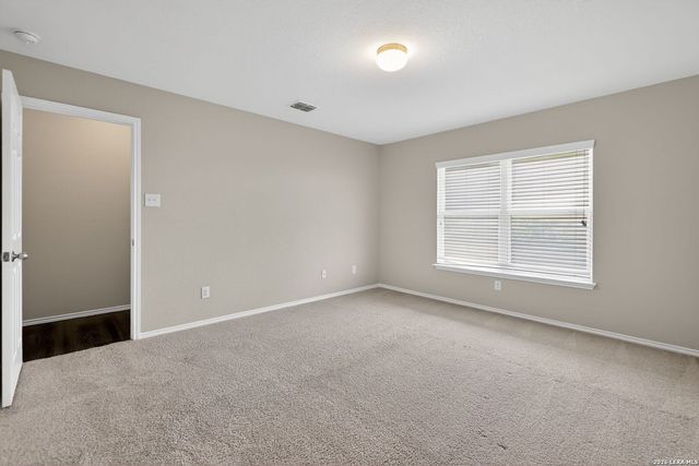 2427 CAMBERLY VW, Converse, TX 78109