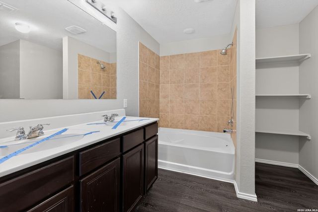 2427 CAMBERLY VW, Converse, TX 78109