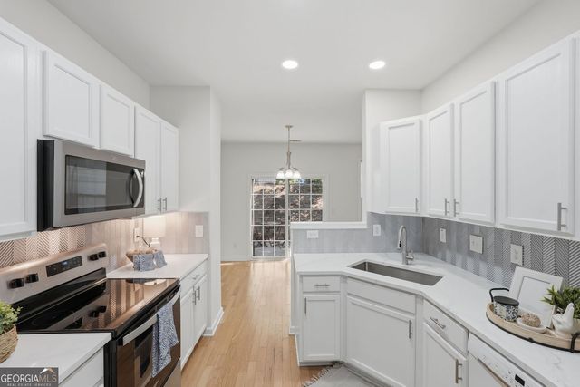 1507 Creek Bend Lane NW, Lawrenceville, GA 30043