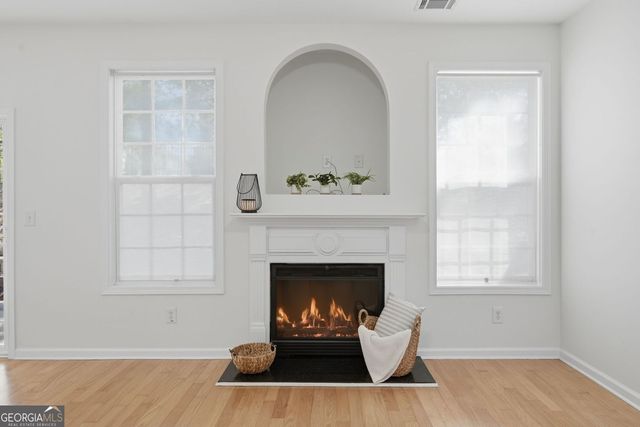 1507 Creek Bend Lane NW, Lawrenceville, GA 30043