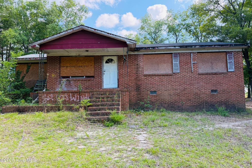 176 Wiggins Road, Rockingham, NC 28379