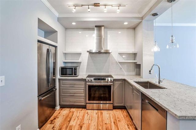 1126 VILLAGE Court, Atlanta, GA 30316