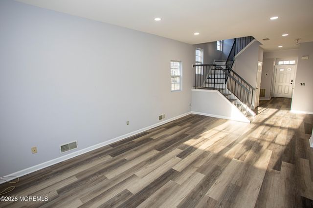 267 Perry Avenue 202, Union, NJ 07083