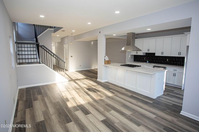 267 Perry Avenue 202, Union, NJ 07083