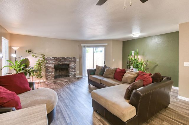 3595 W Harvard Avenue, Fresno, CA 93722