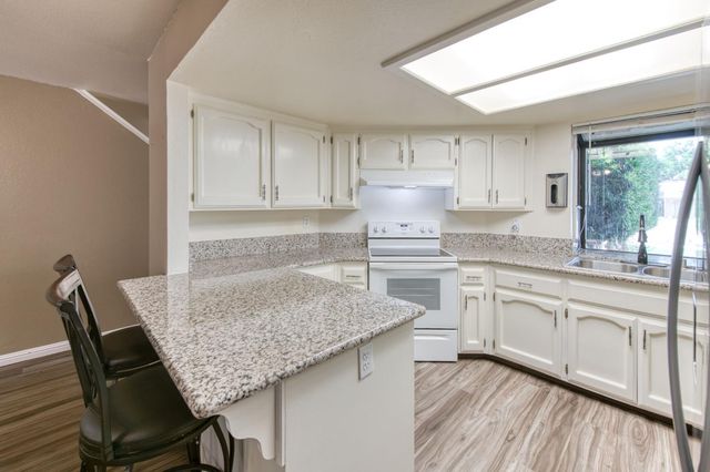 3595 W Harvard Avenue, Fresno, CA 93722