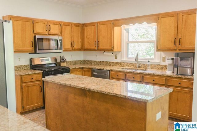 1836 NAPIER DRIVE, Hoover, AL 35226