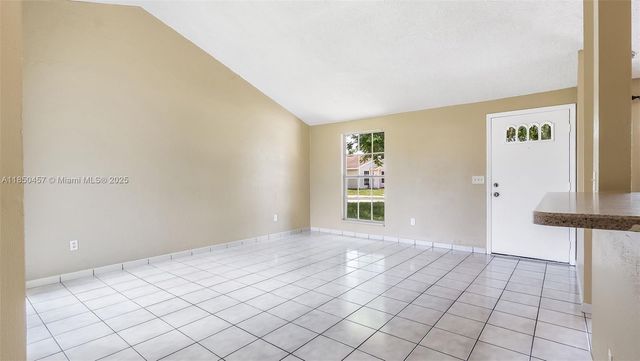 1701 SW 84th Ave, Miramar, FL 33025