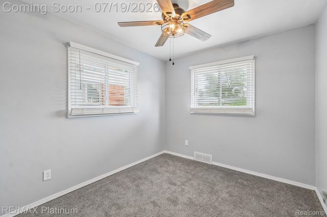 32021 Grandview Avenue, Westland, MI 48186