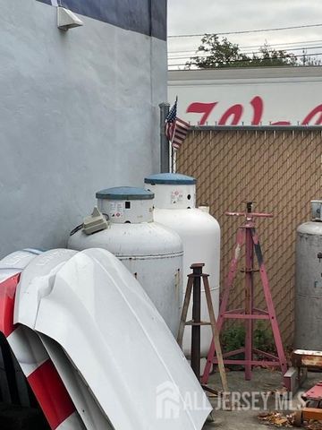 867 Us Highway 1 Highway, Avenel, NJ 07001