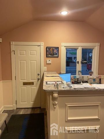 867 Us Highway 1 Highway, Avenel, NJ 07001