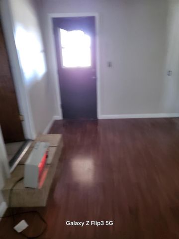 5400 Amber Avenue, Clovis, CA 93619