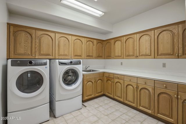 8700 N 58TH Place, Paradise Valley, AZ 85253