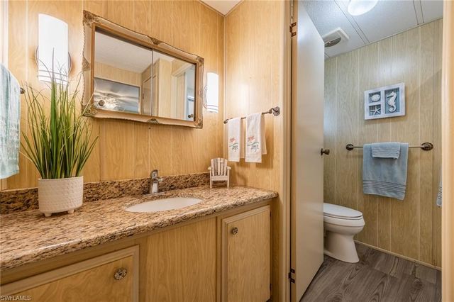101 Elise DR, Fort Myers, FL 33908