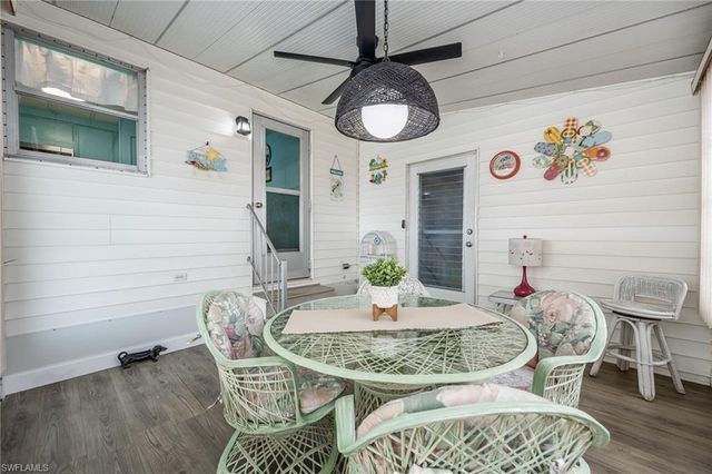 101 Elise DR, Fort Myers, FL 33908