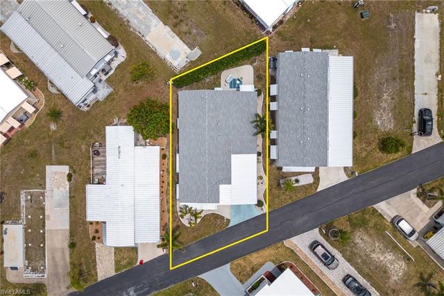 101 Elise DR, Fort Myers, FL 33908