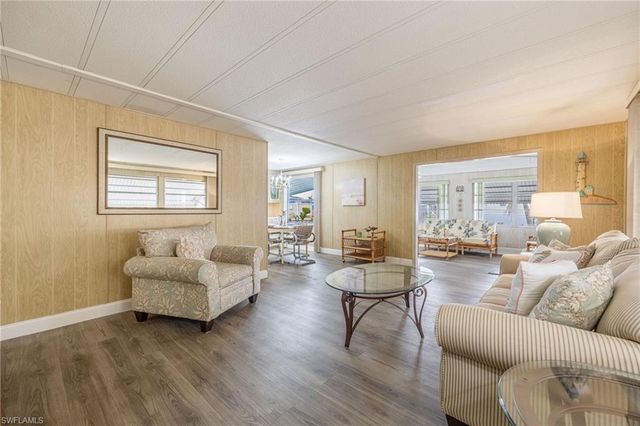101 Elise DR, Fort Myers, FL 33908