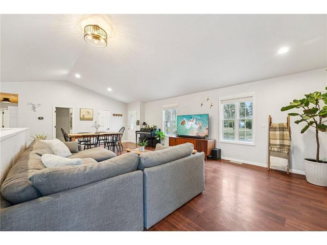 719 Monroe Street, Hudson, WI 54016