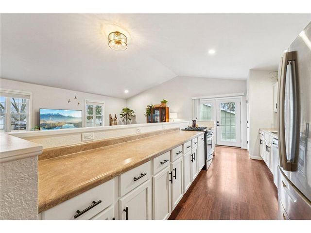 719 Monroe Street, Hudson, WI 54016