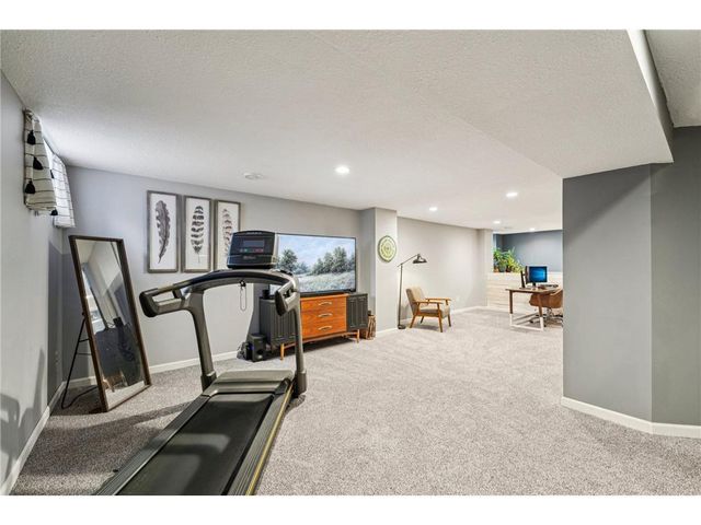 719 Monroe Street, Hudson, WI 54016