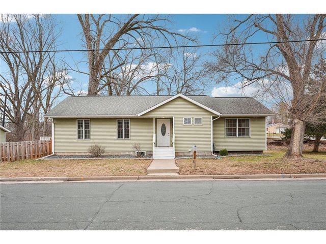 719 Monroe Street, Hudson, WI 54016