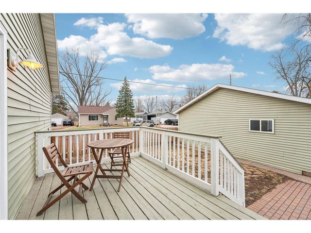 719 Monroe Street, Hudson, WI 54016