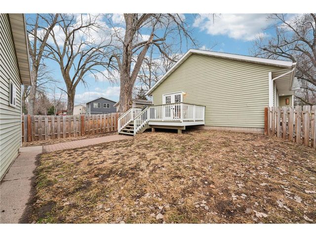 719 Monroe Street, Hudson, WI 54016