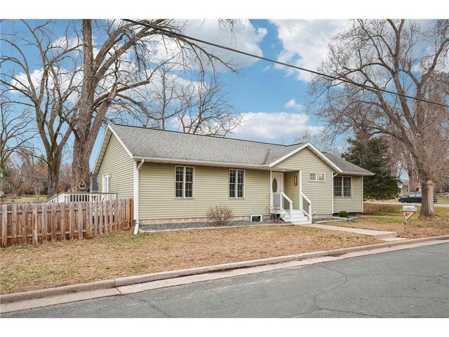 719 Monroe Street, Hudson, WI 54016