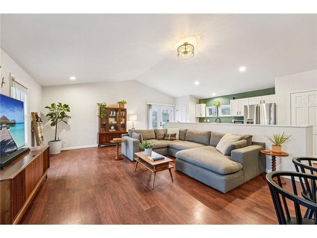 719 Monroe Street, Hudson, WI 54016