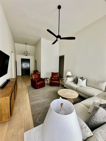 5607 Chadwick Drive, Rogers, AR 72758