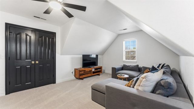 5607 Chadwick Drive, Rogers, AR 72758