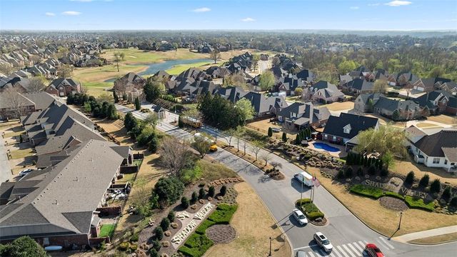 5607 Chadwick Drive, Rogers, AR 72758