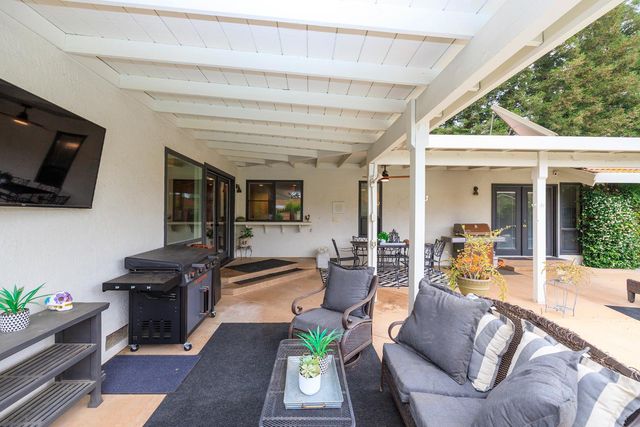 2600 Raleigh Ct, Turlock, CA 95382