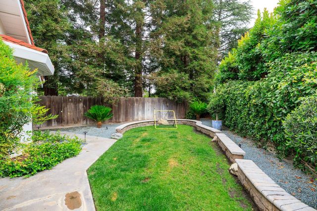 2600 Raleigh Ct, Turlock, CA 95382