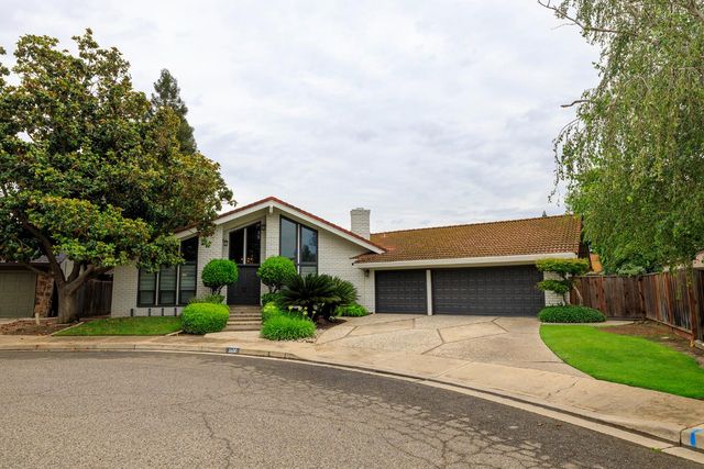 2600 Raleigh Ct, Turlock, CA 95382