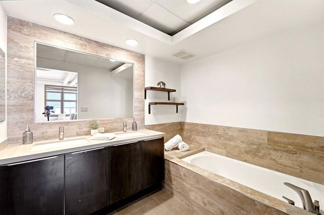 877 Island Ave 308, San Diego, CA 92101