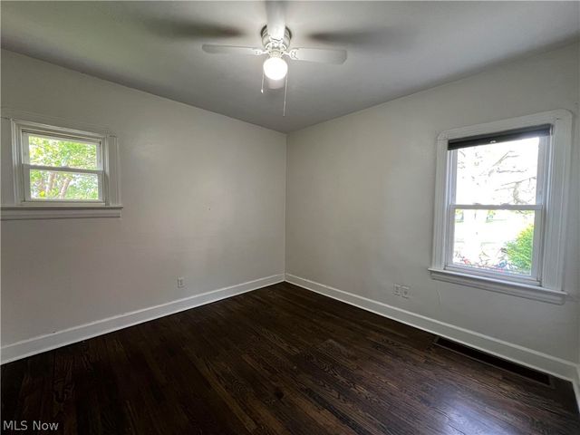 5406 Theota Avenue, Parma, OH 44129
