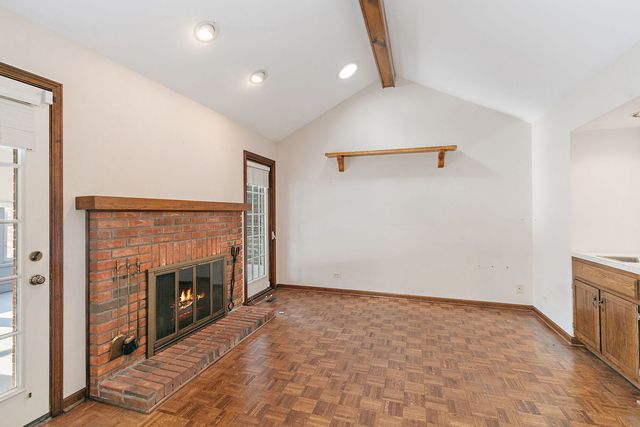 43 Ravenscraig Lane, Inverness, IL 60067