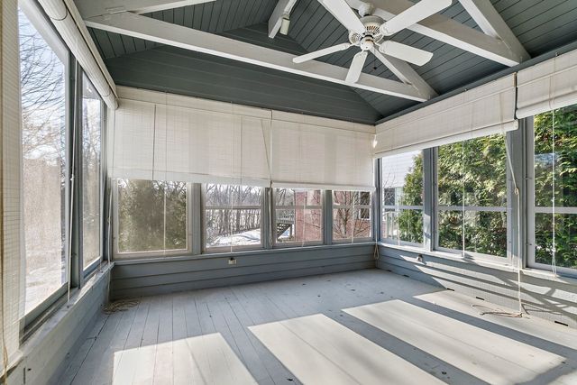 43 Ravenscraig Lane, Inverness, IL 60067