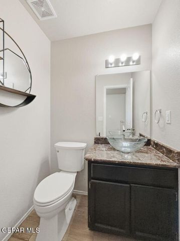 733 VERN BUTLER Drive, El Paso, TX 79932