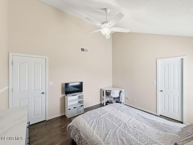 733 VERN BUTLER Drive, El Paso, TX 79932