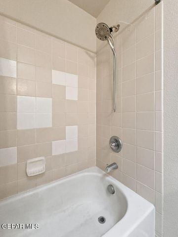 733 VERN BUTLER Drive, El Paso, TX 79932