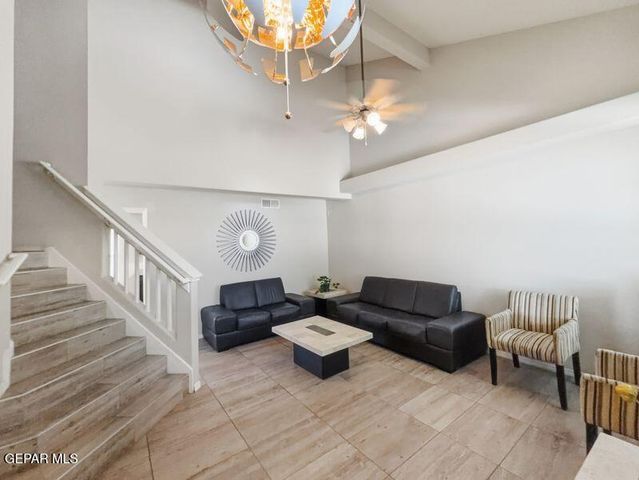 733 VERN BUTLER Drive, El Paso, TX 79932